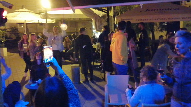 Opinii despre Caffe bar Jupi în Zagreb - Gastronomija i ugostiteljstvo