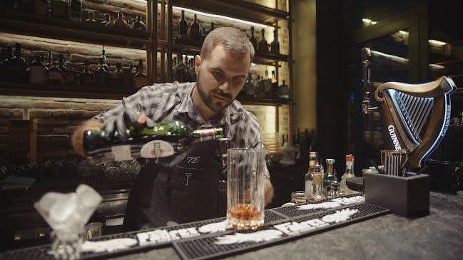 Opinii despre Jellyfish In Space în Zagreb - Gastronomija i ugostiteljstvo