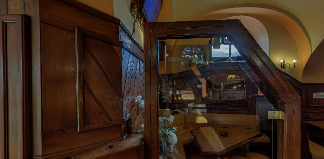 Bistro & Pizzeria Monnet - Gastronomija i ugostiteljstvo