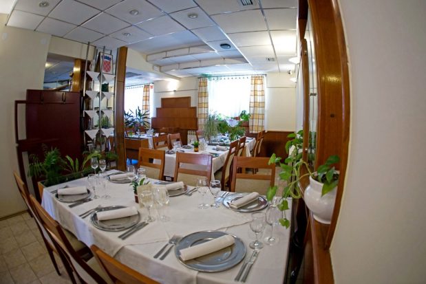 Zagrebačka ul. 146, 47000, Karlovac