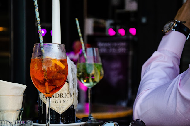 Riva 6, 51000, Rijeka