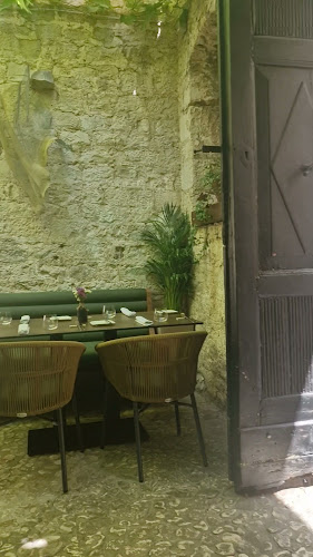 Opinii despre Konoba Trs în Trogir - Gastronomija i ugostiteljstvo