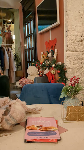 Comentarii opinii despre Drama Bar