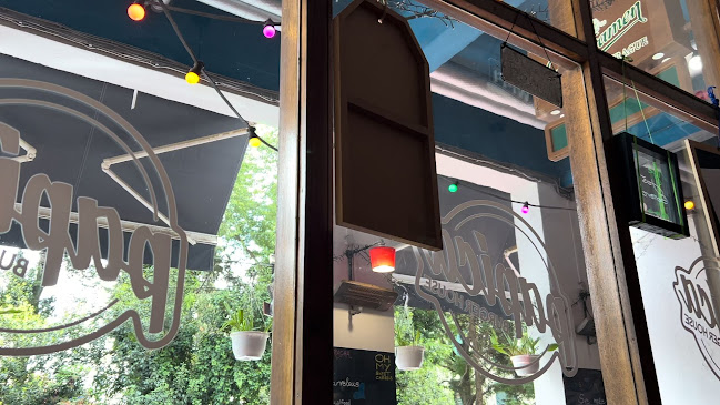 Papica Burger House - Gastronomija i ugostiteljstvo