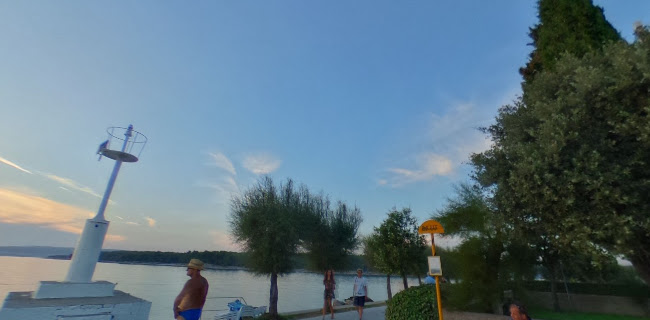 Buka - Gastronomija i ugostiteljstvo