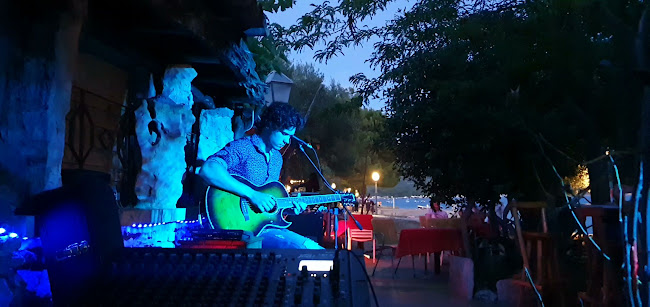 Opinii despre Arti Bar în Cres - Gastronomija i ugostiteljstvo