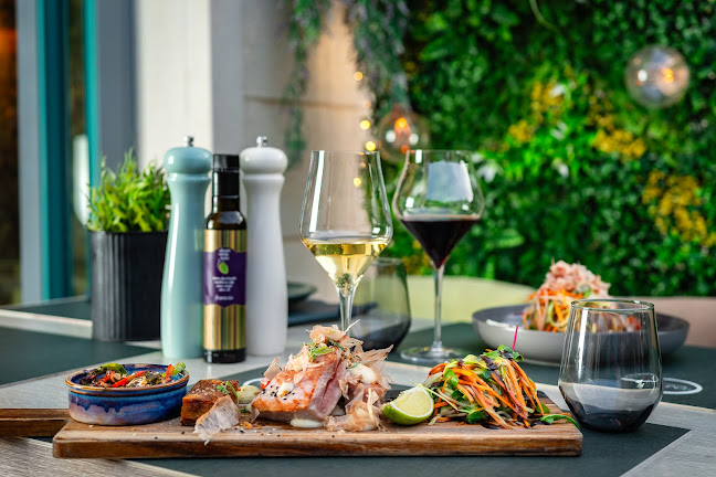 Opinii despre Tempera Streetfood & Bar în Makarska - Gastronomija i ugostiteljstvo