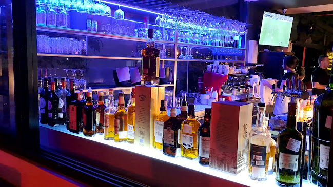 Opinii despre Providenca bar Makarska în Makarska - Gastronomija i ugostiteljstvo