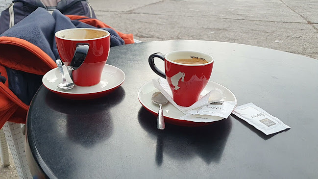 Opinii despre Caffe Bar "Nozi" 7 în Pula - Gastronomija i ugostiteljstvo