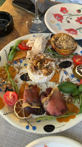 Opinii despre Konoba Didova Kuća în Kolan - Gastronomija i ugostiteljstvo