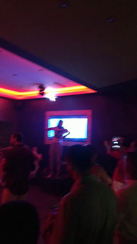 Comentarii opinii despre Blue Eyes Caffe Bar