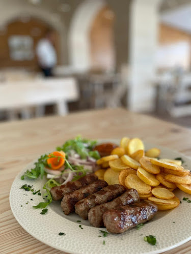 Gladne Oči Pakoštane - Gastronomija i ugostiteljstvo