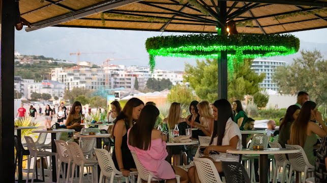 Monkey Lounge & Beach bar Žnjan - Gastronomija i ugostiteljstvo