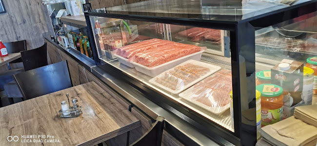 Ćevapi "K tržnici" - Karlovac