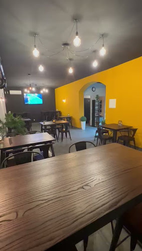 Opinii despre Fast Food Gastronaut în Kaštel Lukšić - Gastronomija i ugostiteljstvo