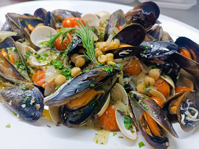 Konoba Otprilike Ovako