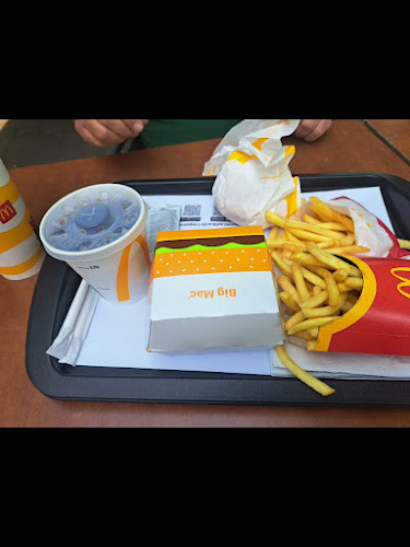 Opinii despre McDonald's Felix (Heinzelova) în Zagreb - Gastronomija i ugostiteljstvo