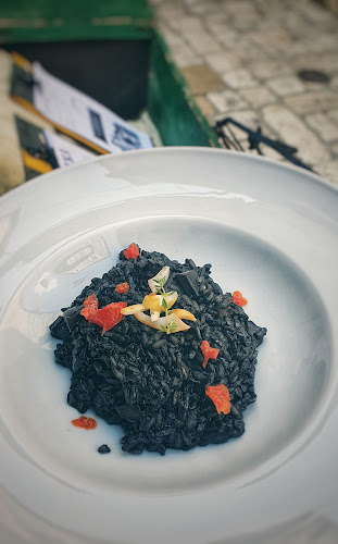 Antika: Restaurant- Wine Bar- Cocktails - Gastronomija i ugostiteljstvo