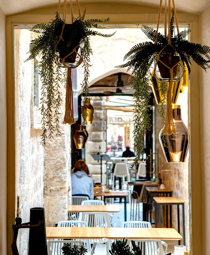 Ul. Miha Pracata 6, 20000, Dubrovnik