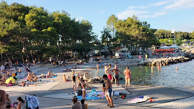 Opinii despre Beach bar Plav în Krk - Gastronomija i ugostiteljstvo