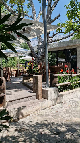 Familija Restaurant - Žrnovnica