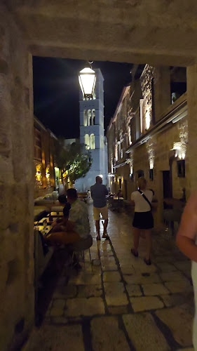 Ka'lavanda Bar - Gastronomija i ugostiteljstvo