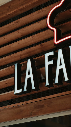 Opinii despre La Famiglia în Zadar - Gastronomija i ugostiteljstvo