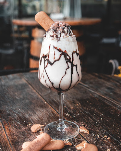 Riva 6, 51000, Rijeka