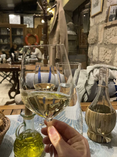 Konoba Varoš - Gastronomija i ugostiteljstvo