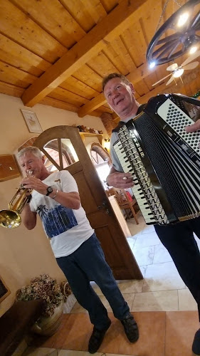 Opinii despre Izletište Zlatni breg în Zasadbreg - Gastronomija i ugostiteljstvo