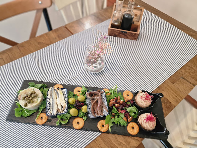 Opinii despre Cicibela food and wine bar (SPLIT) în Split - Gastronomija i ugostiteljstvo