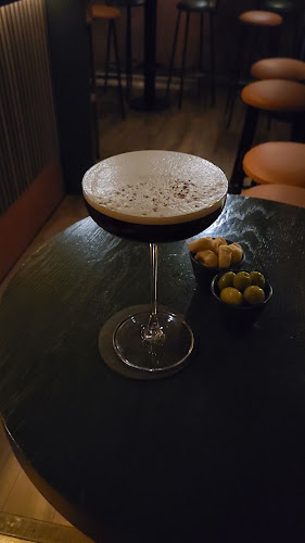 COLONNA cocktail bar - Gastronomija i ugostiteljstvo