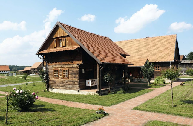 Ekoetno selo Strug - Gastronomija i ugostiteljstvo