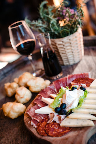 Opinii despre Konoba Dubrava în Bosanka - Gastronomija i ugostiteljstvo