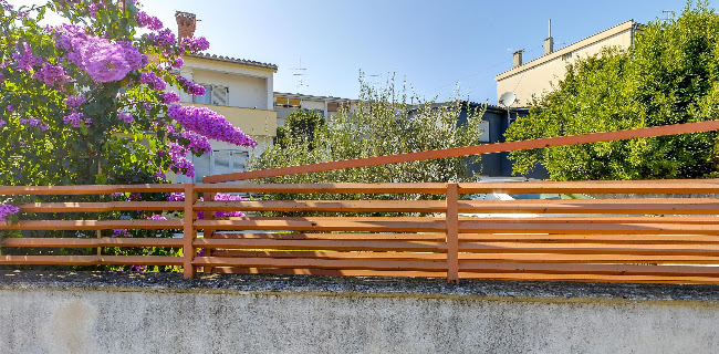 Krležina ul. 15, 52100, Pula