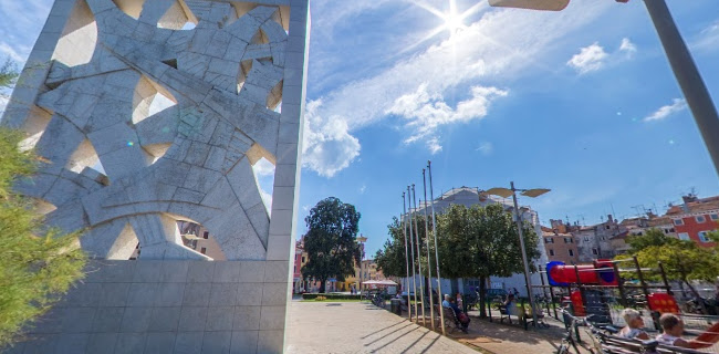Gradska tržnica u Rovinju - Gastronomija i ugostiteljstvo