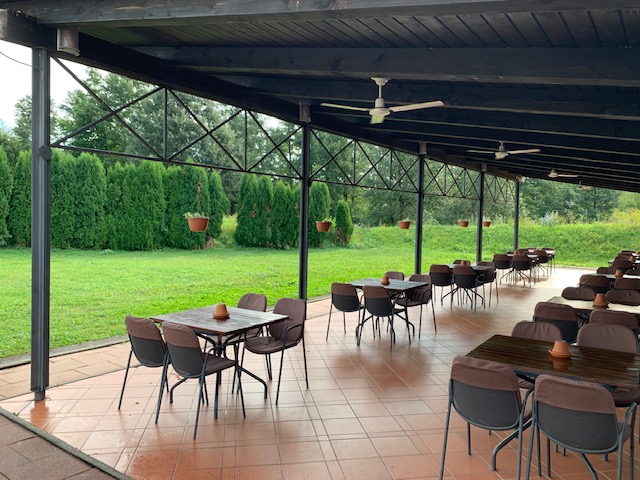 Marché Dobra - Istok