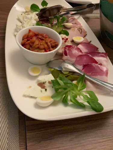 Opinii despre Restoran "Stari grad" în Čakovec - Gastronomija i ugostiteljstvo