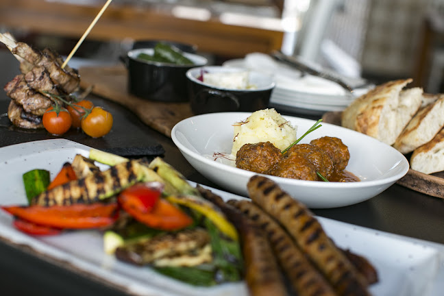 Taj Mahal hotel Lero - Gastronomija i ugostiteljstvo