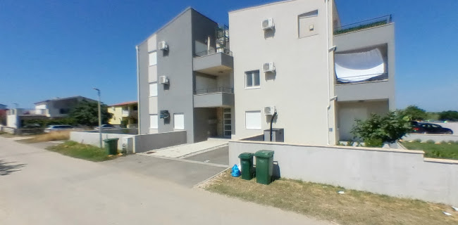 Opinii despre Beach bar Palma în Privlaka - Gastronomija i ugostiteljstvo