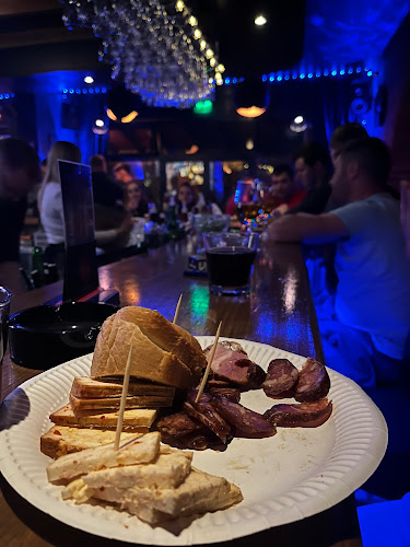 Opinii despre Plava Noć - Caffe Bar în Ljubešćica - Gastronomija i ugostiteljstvo