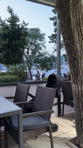 Opinii despre Restoran Aurora în Selce - Gastronomija i ugostiteljstvo