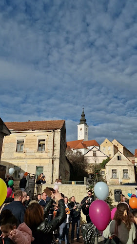 Bernarda pizza pasta burger