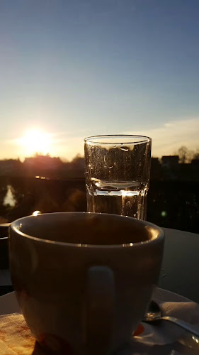 Opinii despre Caffe bar Riva în Sisak - Gastronomija i ugostiteljstvo