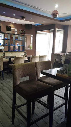 Opinii despre Ban Thai - caffe & billiard club în Zagreb - Gastronomija i ugostiteljstvo