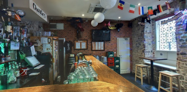 Comentarii opinii despre Charlie's Bar Split