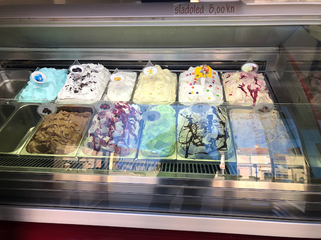 Nebi - Gastronomija i ugostiteljstvo