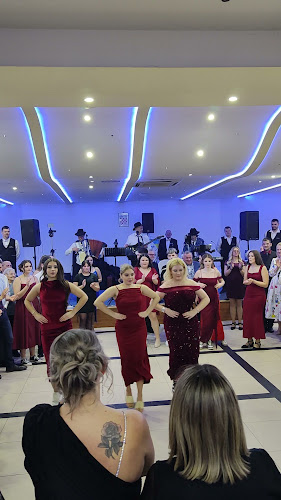 Opinii despre Svadbena dvorana Prestige în Slavonski Brod - Gastronomija i ugostiteljstvo