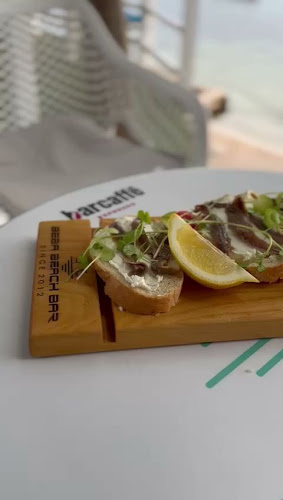 Opinii despre BEBA BEACH BAR în Obrovac - Gastronomija i ugostiteljstvo