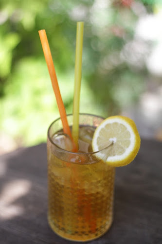 Cogito Coffee HQ / Café u Dvorištu - Gastronomija i ugostiteljstvo